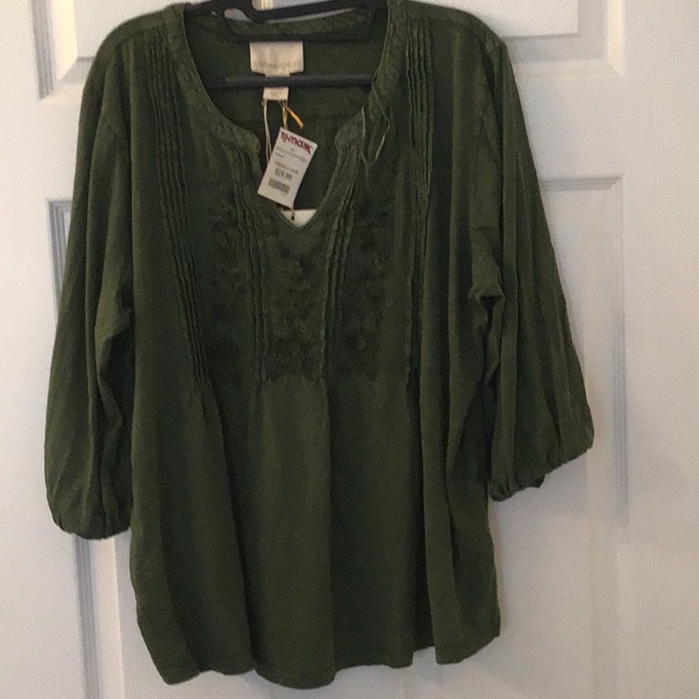 Women's Green Top